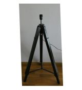 Drevená stojanová lampa bez tienidla, čierna - statív