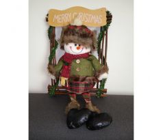 Vianočná dekorácia - snehuliak - 55x28cm. Závesná dekorácia