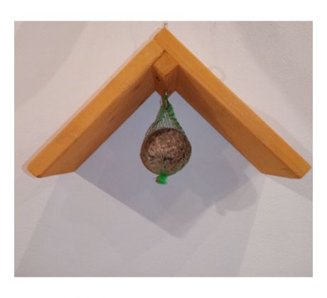 Kŕmitko držiak na lojovú guľu + 1 Kus lojová guľa 90g